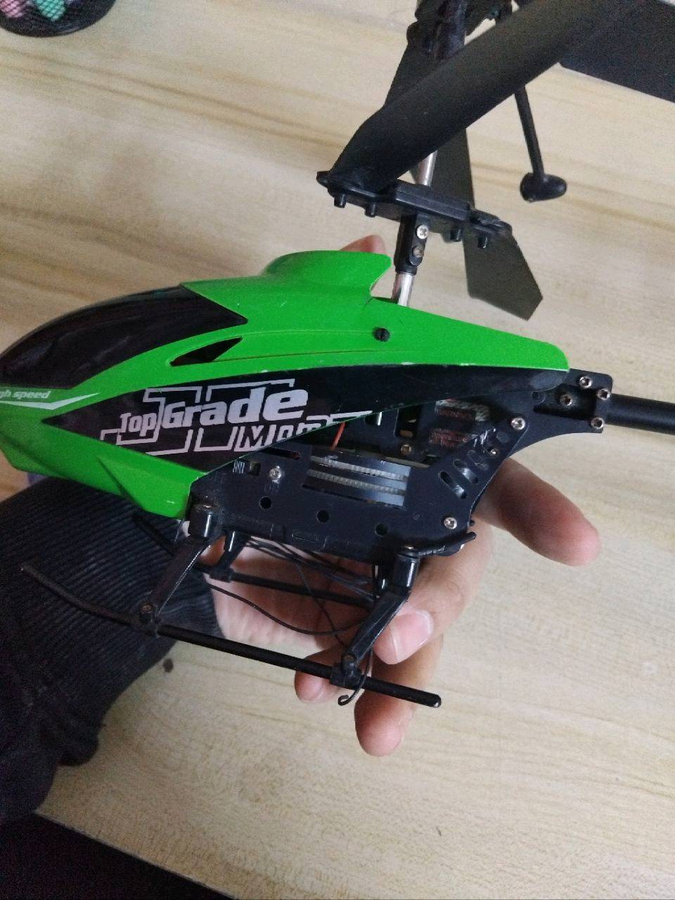 طيارة rc حجم كبير بدون ريمونت توصيل موجود