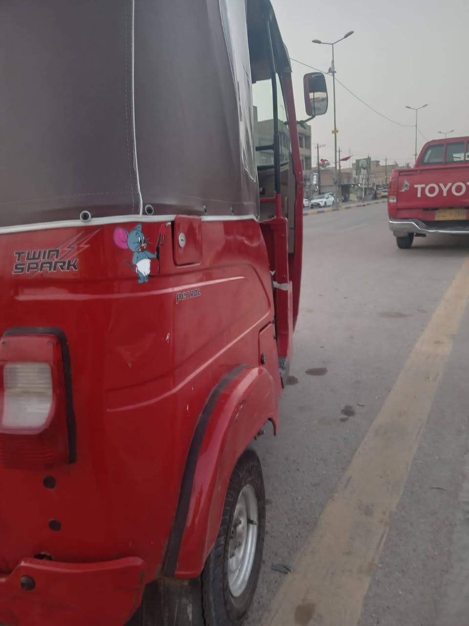 سلاح عليكم تكتك للبيع موديل 22 رقم وسنويه كربلاء تكتك نضيفه كبل للشارع البكان بغداد حي العامل السعر 8500 وبيه مجال بصيط الاتصال ***********
