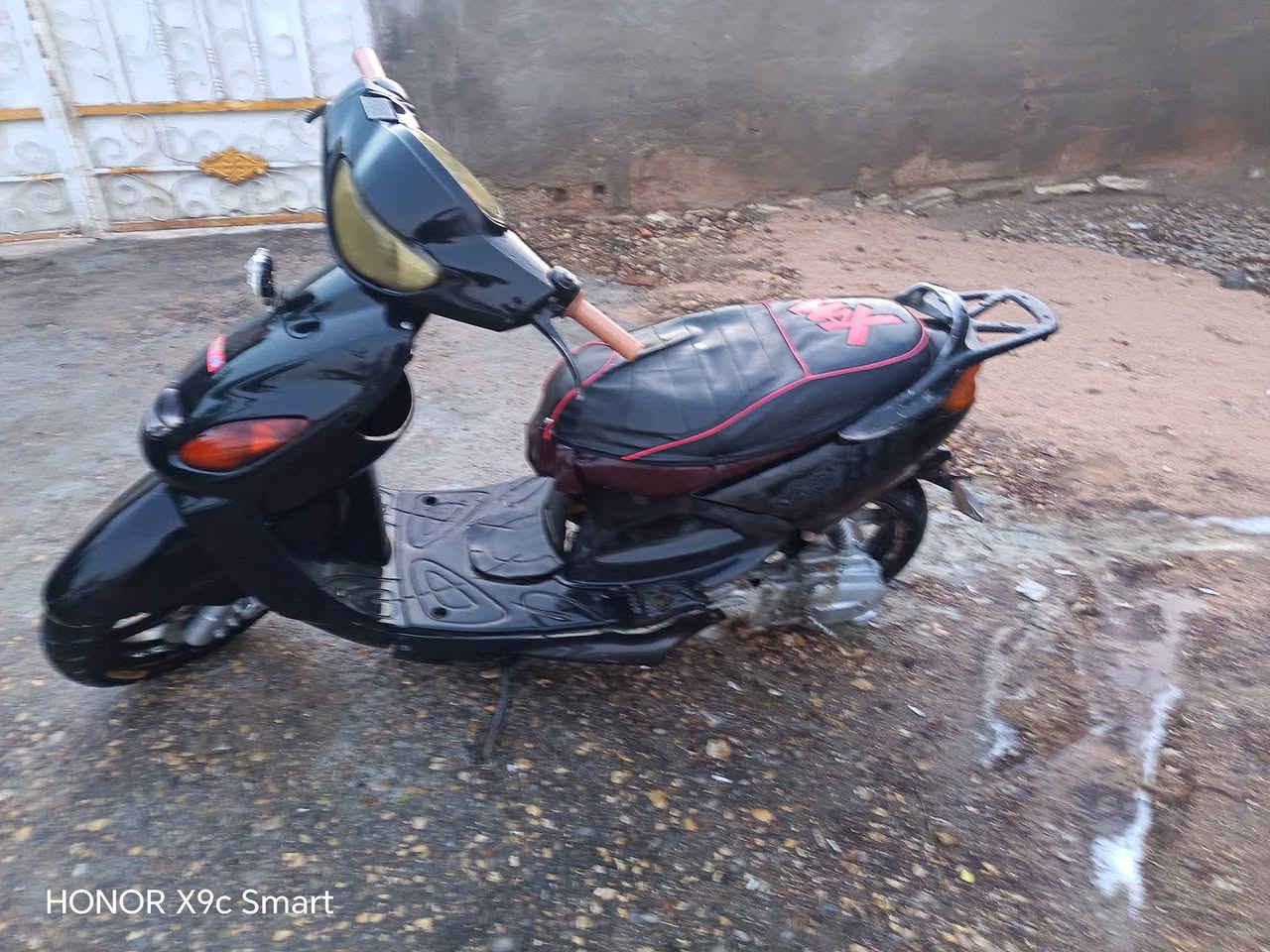 دراجه دولفين للبيع مكاني سماوه تقاطع الوركاء  السعر 150 وبيه مجال ***********
