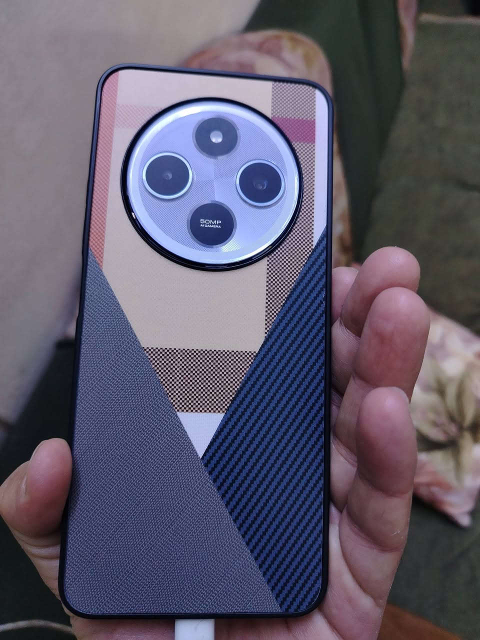 ردمي 14C
الذكرا 256

الرام 8

الشاشا 120 هـرتز

فقط ضهر مابي لان مكسور
السعر ٧٠ الف

***********
