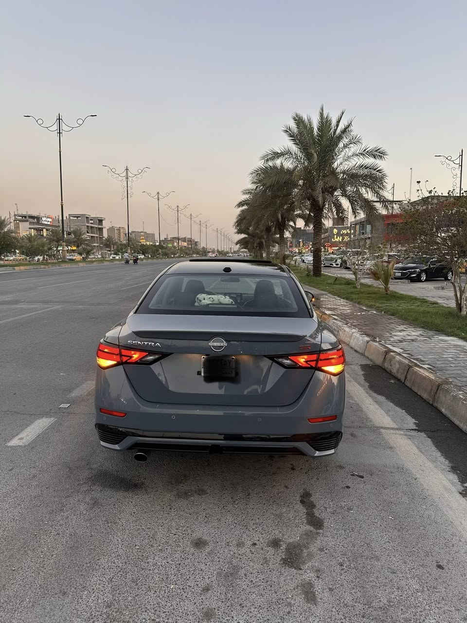 نيسان سنترا 24 فول مواصفات sr plus
رقم بغداد بأسمي

حادثها باب الراكب الامامي وبالعراق صبغ جاملغ خلفي خلف السايق

السعر 156 وبيها مجال 

ماشيه 12 ميل 

مكان السيارة كربلاء للتواصل ***********

رقم الشاصي 3n1ab8dv6ry301090
