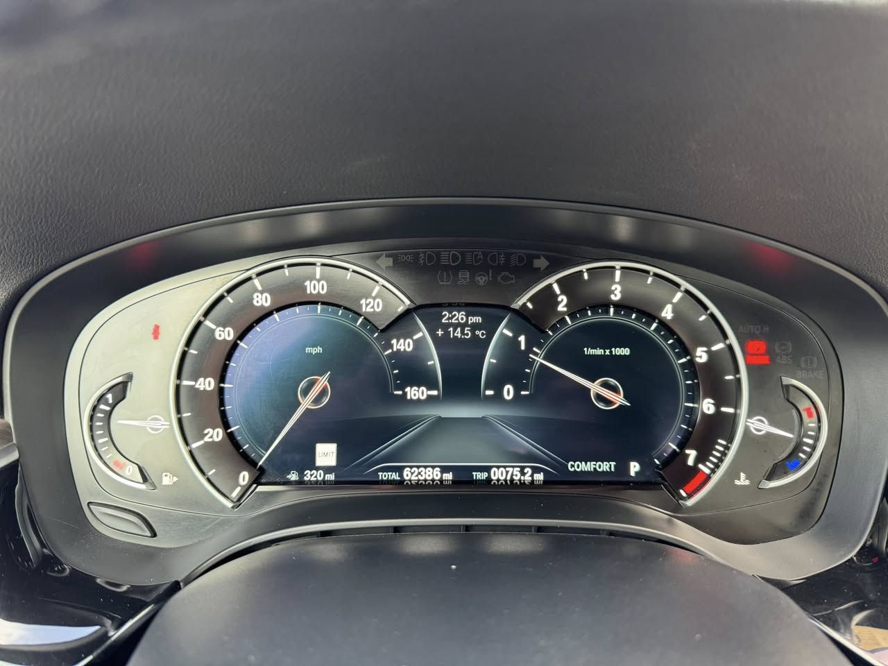 530i
2019 

جلد كراسي هيتر 

ستيرن هيتر 

مراية قلاب وية البك 

ستيرين كهرباء

 

حساسات ٣٦٠ 

تحديد مسار 

رادار امامي وجانبي

كراسي كهرباء وخزن ميموري 

تبريد قطعتين وتحكم راكب وسايق 

صندوق كهرباء وتحكم ريمونت وعند الاقتراب

مري شفط

لايت يتحرك وية الستيرن   

الحادث واضح بالصور 

بدون صبغ كل قطعة مشدودة جاية وياها اصلية ونفس اللون 

دعاميتين مصبوغة مال استخدام 

تكحيل ماشر عليه بالبنيد بسبب كوسرة البولش 

ماشية ٦٢ الف ميل 

بدون اي نقص ومتحتاج اي شي 

نظافتها واضحة استخدام قليل 

تايرات ياباني دنلوب جديد طخم 

السعر ٢٨٥٠٠$  وبيها  مجال بعد متشوفها وتقتنع  

***********
