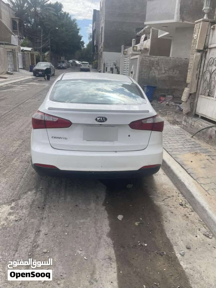 السلام عليكم سيراتو 14 دوش.  2000
كامله من كل نواحي تبريد كير محرك كله جديد رقمه بغداد ماشيه 115 الف السعر 120وبيه مجال قليل


**إذا كنت صاحب هذا الإعلان وتريد حذفه لأي سبب، رجاءا أرسل رسالة إلى الدعم الفني**