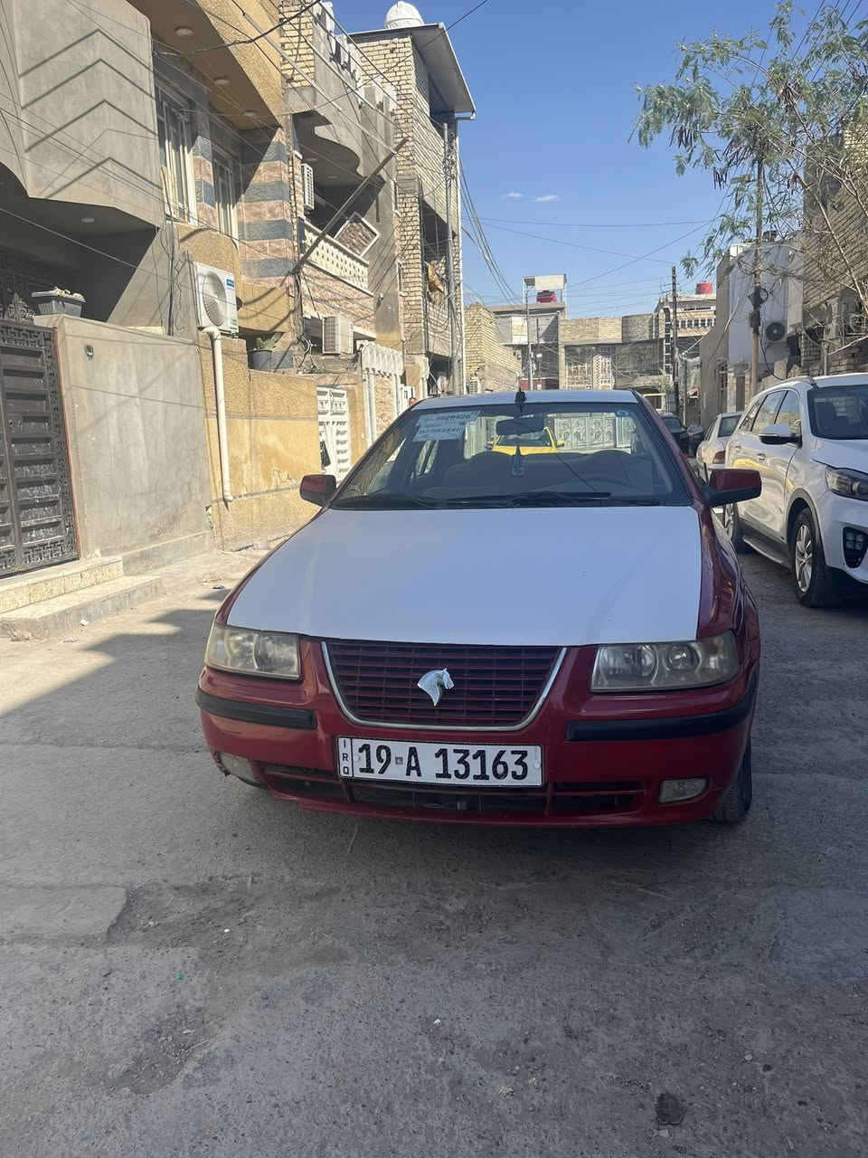 السلام عليكم سمند 2012 رقم كربلاء باسمي السياره مصبوغه عام اثر جراد وعندي فيديو قبل الصبغ مكفوله من الضربه والتبديل السعر 37  بيها مجال مكاني بغداد بالامين الثانيه ***********
