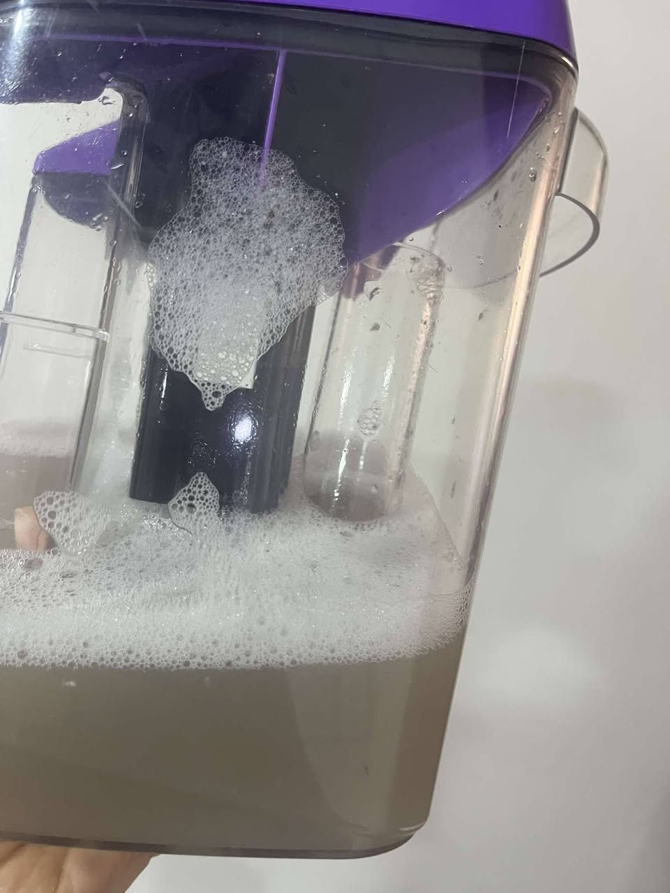 جیاز فەرش و قەنەفە سڕین  
ئەیسرێت لەڕێگەی  دوو ڕۆڵەی بەهێز ئاوەکەی  سەحب ئەکات 
مەجەفەی ئەکات بۆ ئەوەی زیاتر وشکی کاتەوە و میکرۆب نەهێڵێ لە چەمچە ماڵ 100هەزار


**إذا كنت صاحب هذا الإعلان وتريد حذفه لأي سبب، رجاءا أرسل رسالة إلى الدعم الفني**