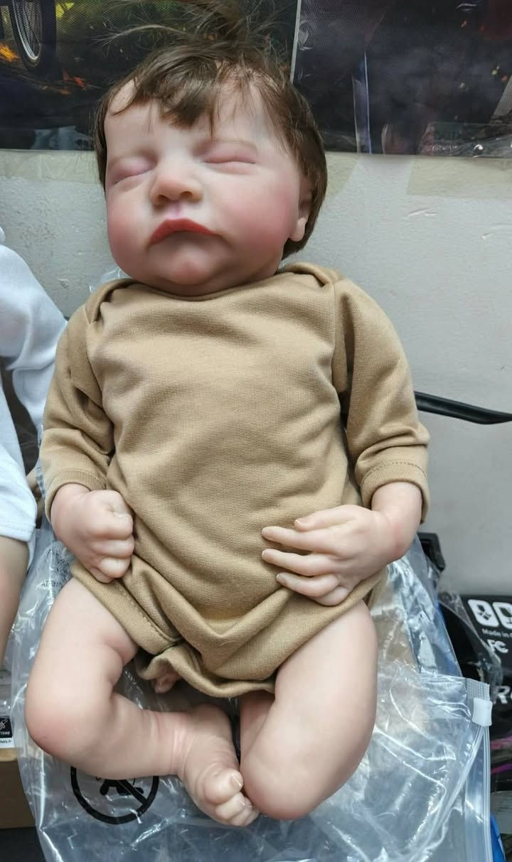 لعبة سيليكون ملامح حقيقيه اوربيه حجم كبير مع ملحقات


**إذا كنت صاحب هذا الإعلان وتريد حذفه لأي سبب، رجاءا أرسل رسالة إلى الدعم الفني**