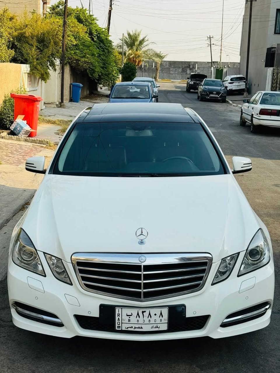 السلام عليكم
للبيع W212 2009  E300 V6
(بالوارد المانيا نزل 212 هذا شكل ب2009 نفس شكل 2010)
بانوراما 
٣ بردات 
لايت زينون عدسه 
داخل جلد ومخمل 
كشن تدفئه 
جام اوتو 
انظمه قياده 
كشن كهرباء 
اوتو بارك 
رادار 
ماشيه 129 الف 
بيها هوايه مواصفات معروفه بهذا الموديل 
السياره جاهزه بدون نقص (صفر مسج) 
وارد المانيا ضمان ( سويجين)
بيها صبغ ( نص جاملغ نص باب خلفي عكس سايق )
السعر165بيه مجال جداً بسيط
‭0776 397 0222‬
