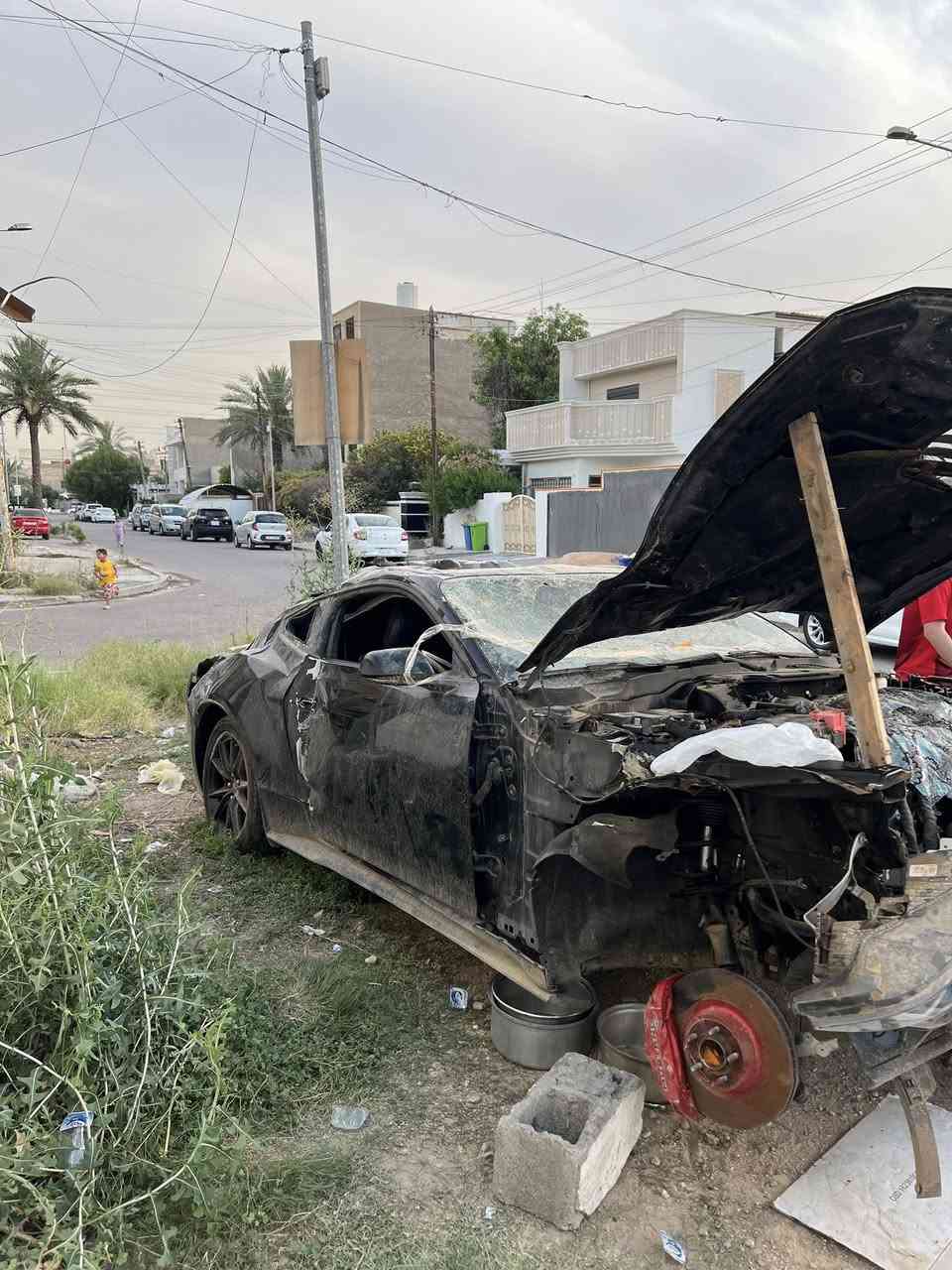 السلام عليكم 
شباب الله يجفيكم الشر هاي عندي موستنك انكلبت بيه وعارضه للبيع على حطته
موستنك 2024 gt ماشيه 7 الف ميل
مرقمه وجاهزة رقمه بغداد 
مكاني بغداد وهذا رقمي للتواصل
***********
