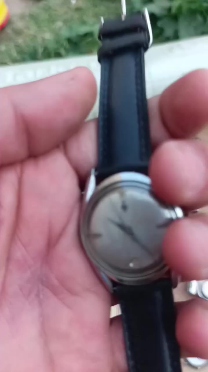 انڤيكتا اوتوماتيك 41 حجر لمتد
سعرها 90


**إذا كنت صاحب هذا الإعلان وتريد حذفه لأي سبب، رجاءا أرسل رسالة إلى الدعم الفني**