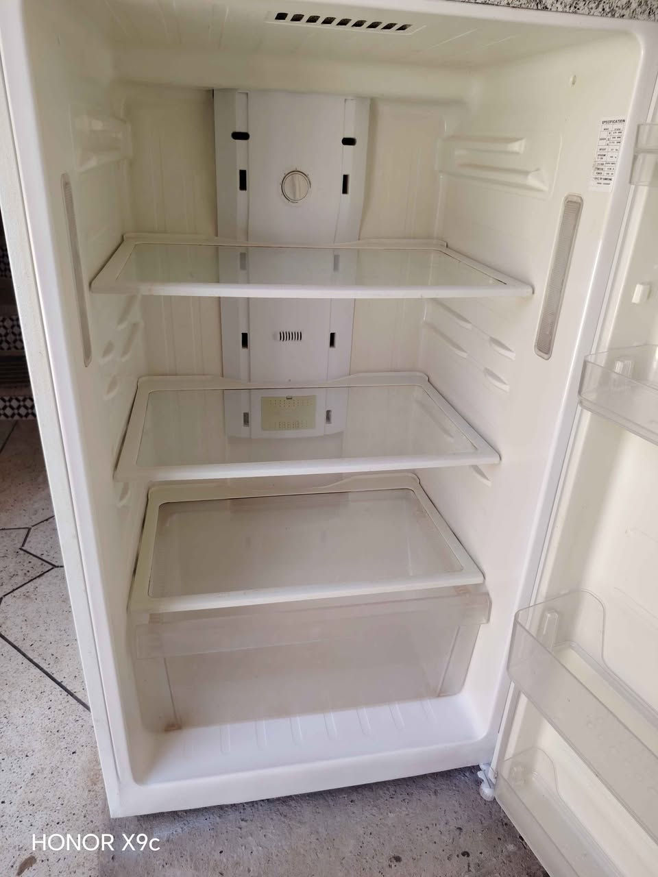 SAMSUNG
450 litre
khdama garantie
tawsil kayn أعراب صباح زيز, الراشدية


**إذا كنت صاحب هذا الإعلان وتريد حذفه لأي سبب، رجاءا أرسل رسالة إلى الدعم الفني**