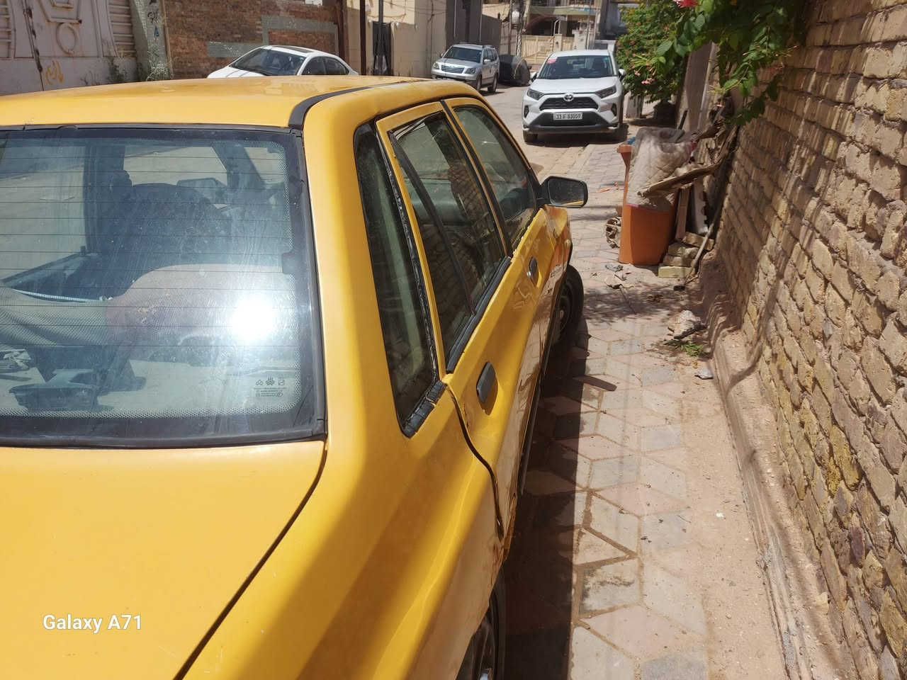 السلام عليكم للبيع سيارة نوع سايبا موديل ٢٠١٣ مكينه وكير برايد ما بيهن شي شواصي مصلحات كهربائيات وحداديه جاهزه تحويل بأي وقت مطلوبه هيته عل المشتري الكشر نضيف تجي وتشوفه السعر ١٥ورقه وبيها مجال موبايل *********** مكاني ديوانيه
