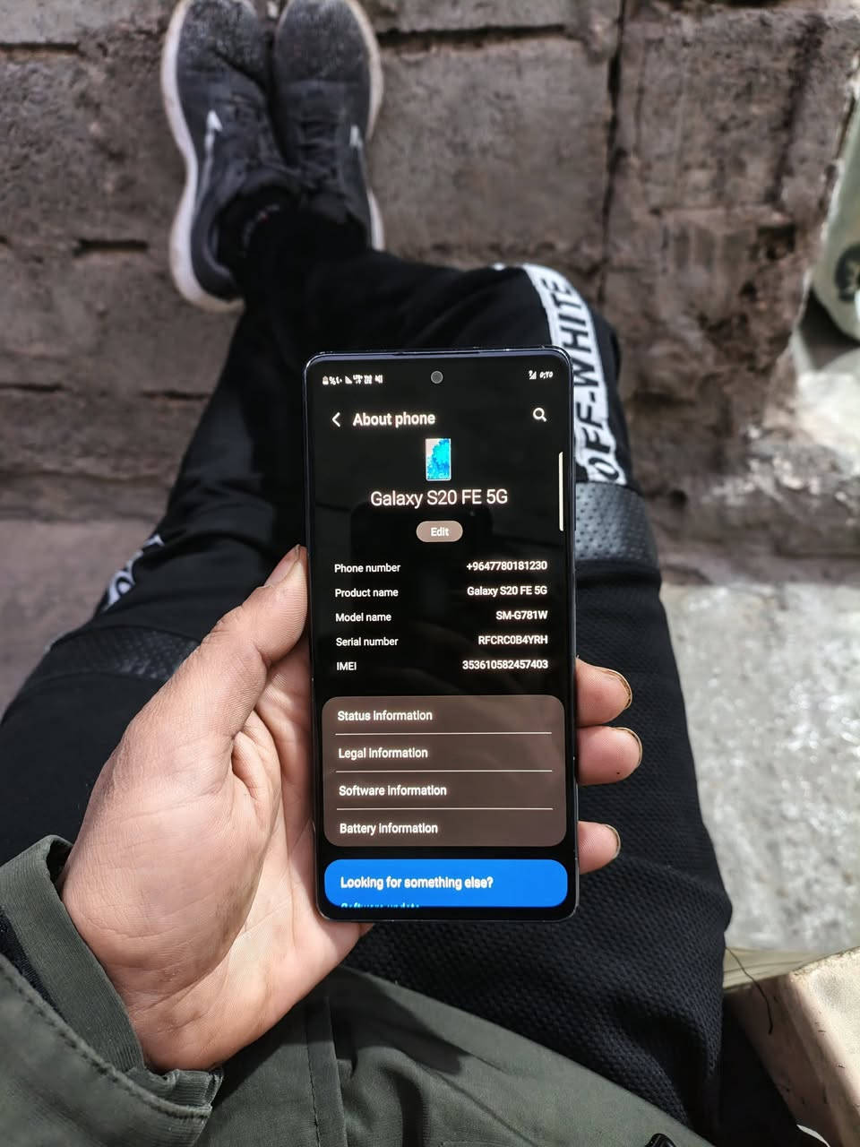 السلام عليكم
جهاز سامسونك s20 FE 5G
ذاكرة 128
رام 6
الجهاز امريكي 
بي ضربة بل جامة مال الكامرات البضهر 
الباقي مكفول 
السعر 140
مكاني بغداد الكاظمية 
***********
توصيل ماعندي
