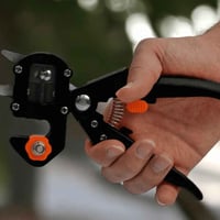 مقص تطعيم • شفرات V U Ω • توصيل لكل المحافظات