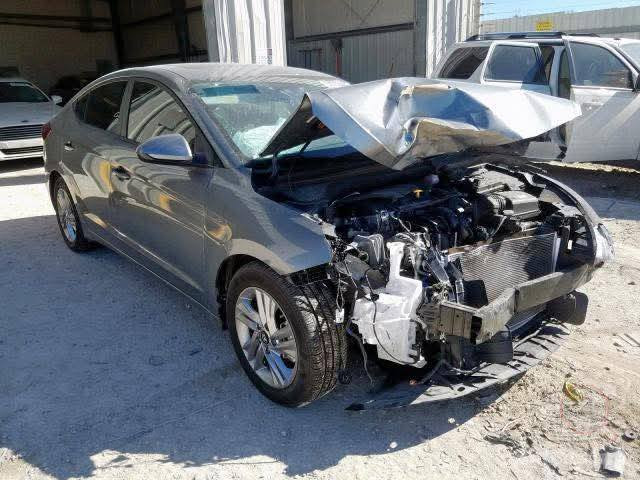 النترا 2019 امريكي فول مواصفات بصمه وسلايد روف مكينه 2000 مبدله قبل شهرين بعدها جديده محوره غاز كيرها AT المرغوب حداديه زينه ضربتها بجم رقمها واسط بأسمي مصفره هيئة وغرامات جاهزه للمداور مكانها كربلاء السعر 135بيه مجال بسيط
***********
