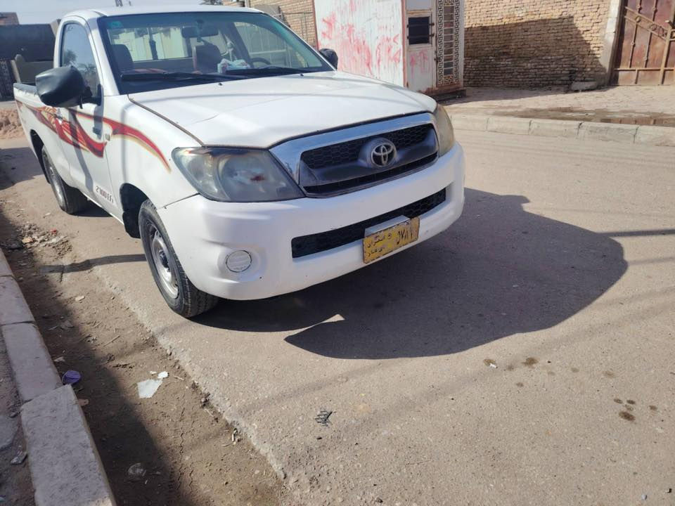 بيكم فلاونزه تك قماره موديل ٢٠٠٦ مكينه وكير مكفول حداده جديد سنوية ل ٢٦ لوحاتهه موجوده ع الاستلام السعر 90 وبيها مجال رقم ذي قار مكان السيارة ميسان ناحيه العزير التفاصيل الاستفسار ‭٠٧٨١ ٦٤٢ ١٩٤١‬
