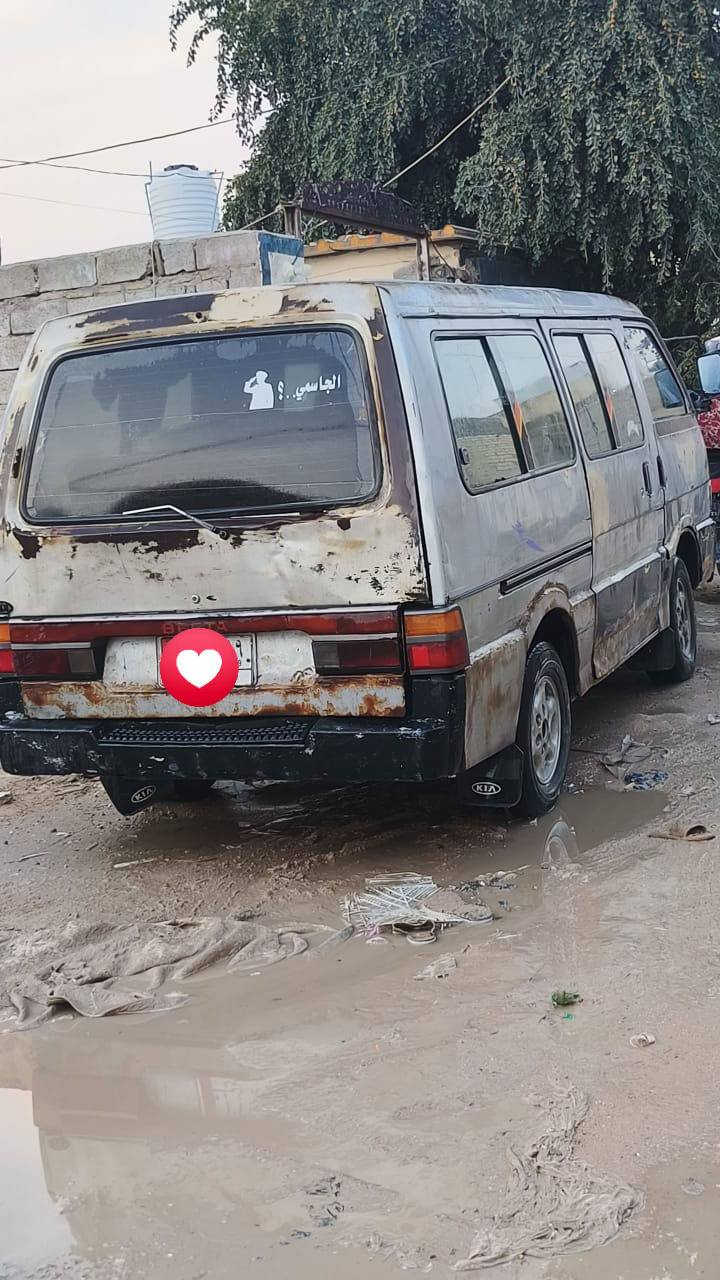 السلام عليكم. سياره كيا بستا للبيع موديل 94سنويه ساقطه ب 19 محرك كير اكسل جديد. تخم تاير نص عمر حداديه نضيفه مصفره مرور هيئه مطلوبه 80الف. اوصلك للشتريت منه وهوه يندل المالك. السعر 23وبيهه مجال ***********. المكان نجف. شارع المطار القوسي 
الرقم بي واتساب.  خاص مفتوح
