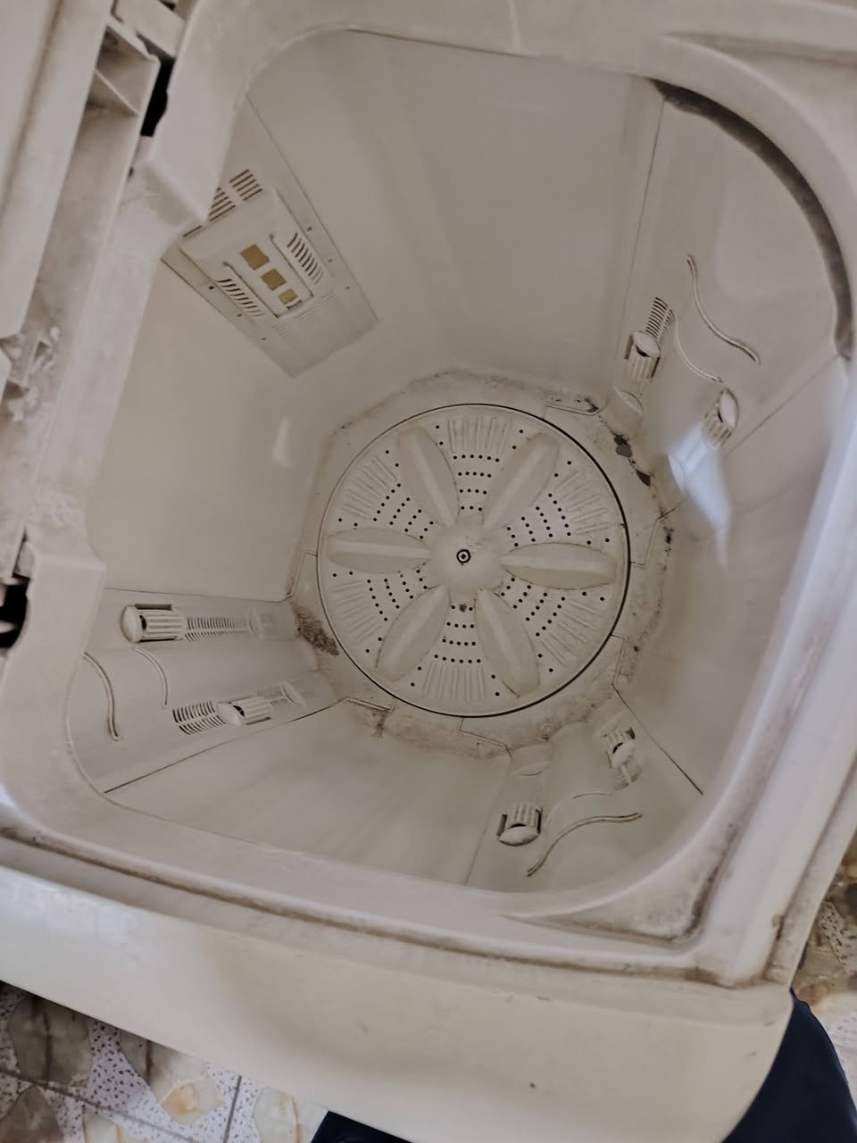 السلام عليكم ورحمة الله وبركاته للبيع غسالة شغالة مابيها اي شيء
75 الف


**إذا كنت صاحب هذا الإعلان وتريد حذفه لأي سبب، رجاءا أرسل رسالة إلى الدعم الفني**