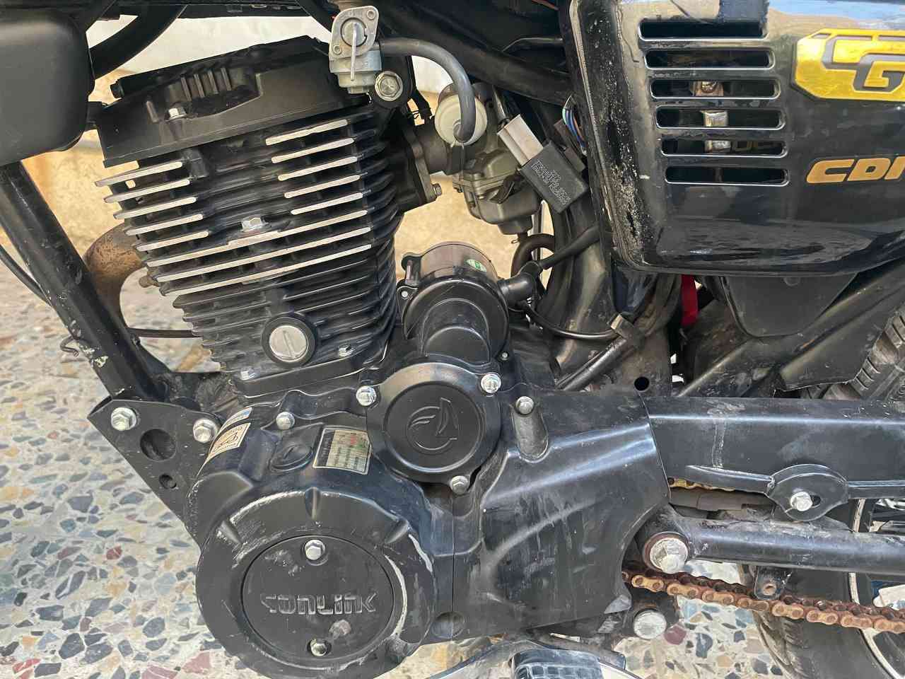 إيراني ٢٤ مكينه مكفلوله كامله كل نقص ما بيهه مكاني بغداد الشعب سعرهه ٦٢٥وبيهه مجال ***********
