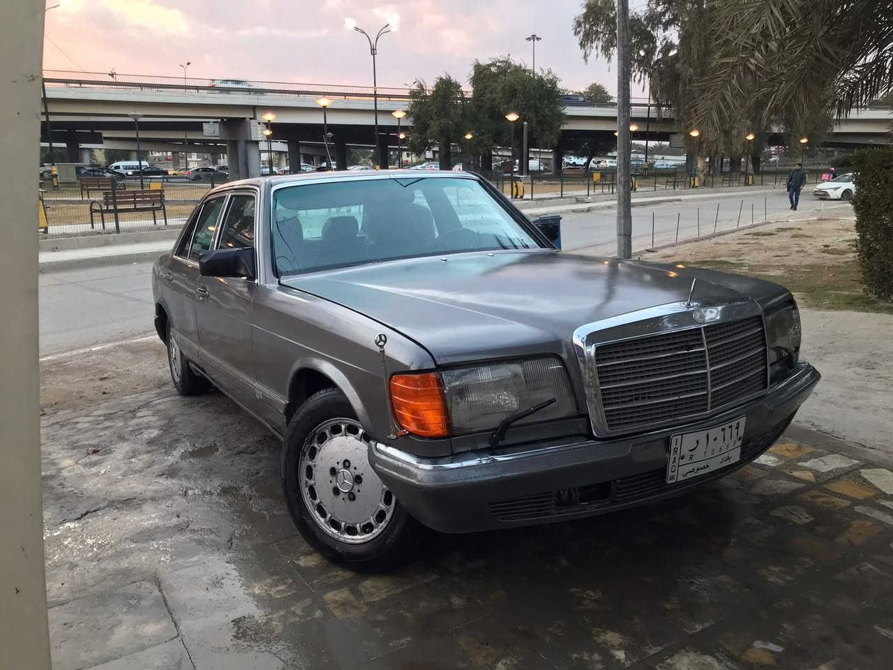 مارسدس جامبو  موديل 1988  رقم بغداد السعر  43$  قواعد دبلات بلاد كير محرك 3000 vvt مصبوغه عام للجماليه صدر امامي خلفي جدد  المكان. بغداد القادسية ***********
