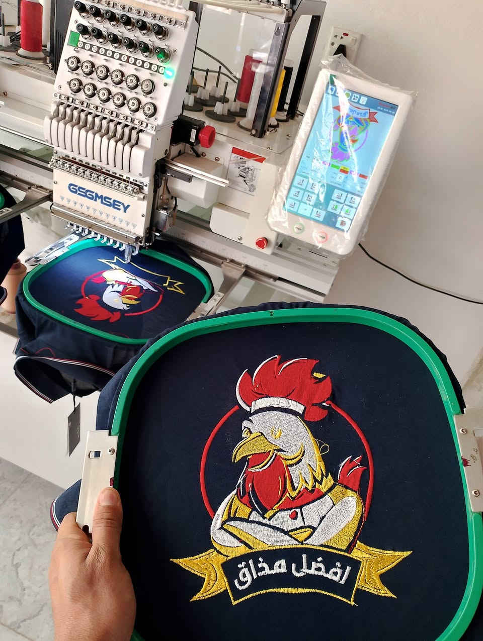 سلام عليكم ماكنة تطريز راسين نوعيه جيمسي للبيع
موديل 24 كل راس 12ابره نظيفه شرط الفحص قياس 40*50 تشتغل راسين وتشتغل راس واحد

السعر 40ورقه وبي مجال 

العنوان موصل سوق الجديده 

***********
