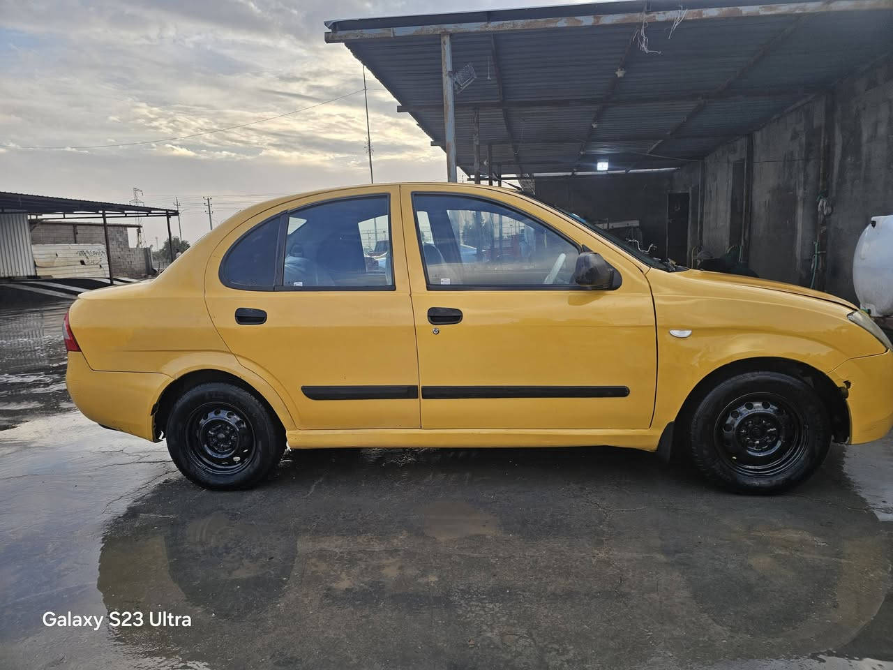 للبيع. طيبه 2015.
تبريد. ثلج.
 تدفئه 
كير مكينه خير من الله

 بيهة صبغ باب وجاملغ امامي. بي ضربه خفيفه بلباب بدون

 دواخل  وملكط خياسات. وجاهزه  

تخم تاير وحداديه. جاهزه ودبلات جدد  سنويه ل27
  السعر 36. وبي مجال 

 ***********
