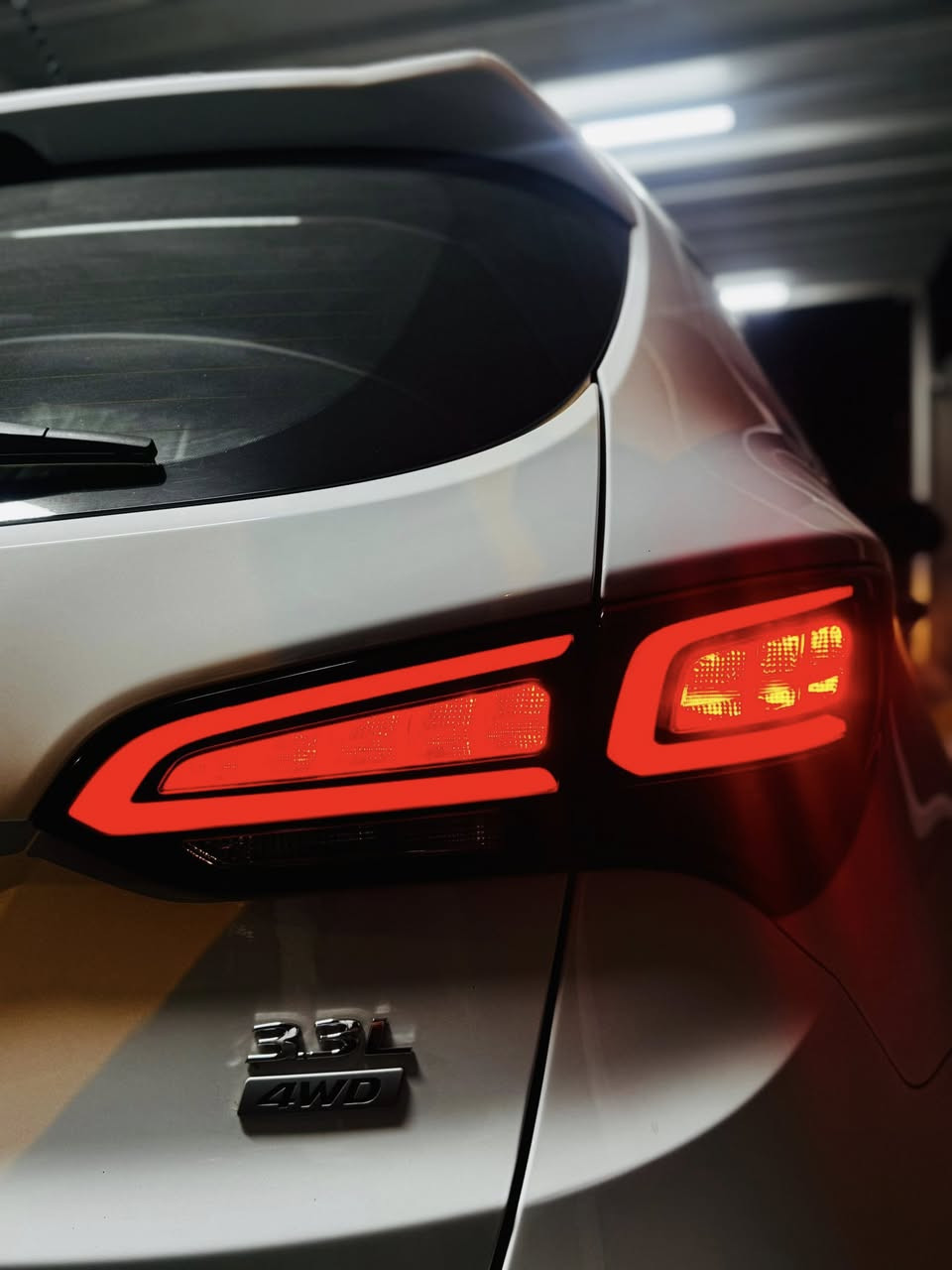 السلام عليكم من رخصه الادمن
سنتافي 2017 خليجي رقم بابل
بيها ربع الجاملغ موضح ب سونار
السياره جديده ماشيه 86 مواصفات معروفه
6 سلندر 
 7راكب 
3 قطع تبريد
مري شفط
ترحيب 
تشغيل عن بعد
بصمه 
كامره 
حساس امامي خلفي 
مكاني كربلاء 
السعر 190 وبيها مجال
للاستفسار *********** 
للبيع او مراوس
