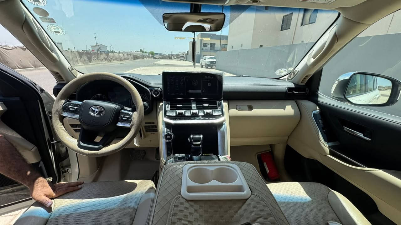 لاندكروز VX 2022 جيهان
ماشيه 102 الف كيلو 
مكفوله كفاله عامه
للاستفسار 

0770 788 7456
