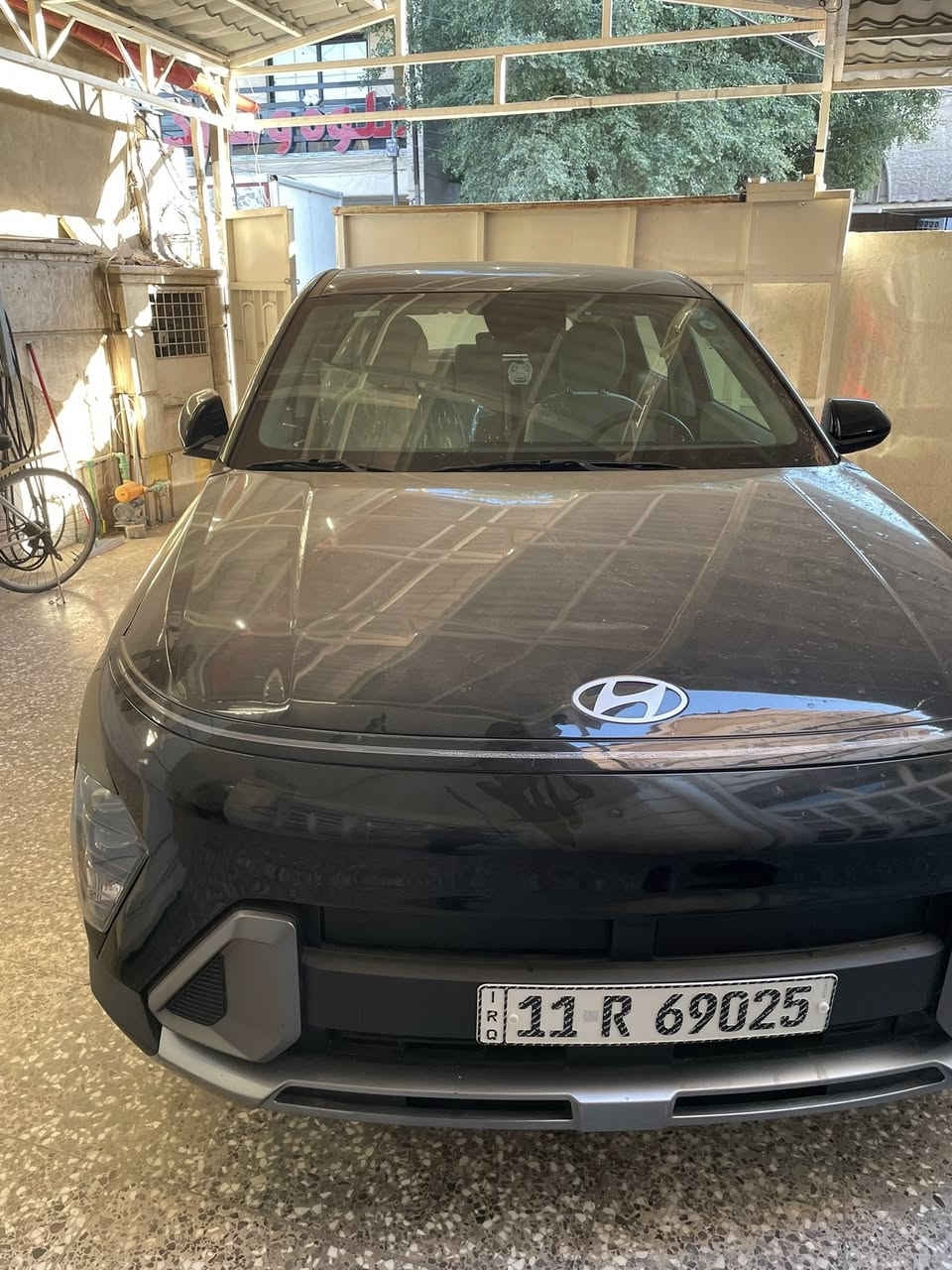 كونا 25
بصمه تشغيل عن بعد
ماشيه 4000
الحادث موجود بالصور
بدون دواخل بدون شواصي
سياره جديده 
موجوده بالمنصور ***********
السعر 17500
محرك 2000
