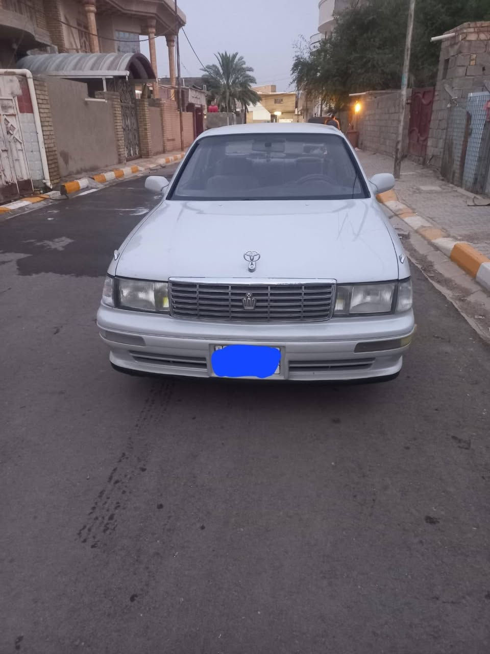 السلام عليكم 
للبيع تيوتا كراون بطه موديل1994 فصل مكفوله من كصه ونقل جثه والعيب الشرعي والصوليات رقم انبار بسمي مكينه 2500مكينه وكير مكفولات حداديه 100/100 سياره جاهزه وجديده  تخم تاير جدد 
العنوان واسط كوت 
للاتصال ***********
سعر53
