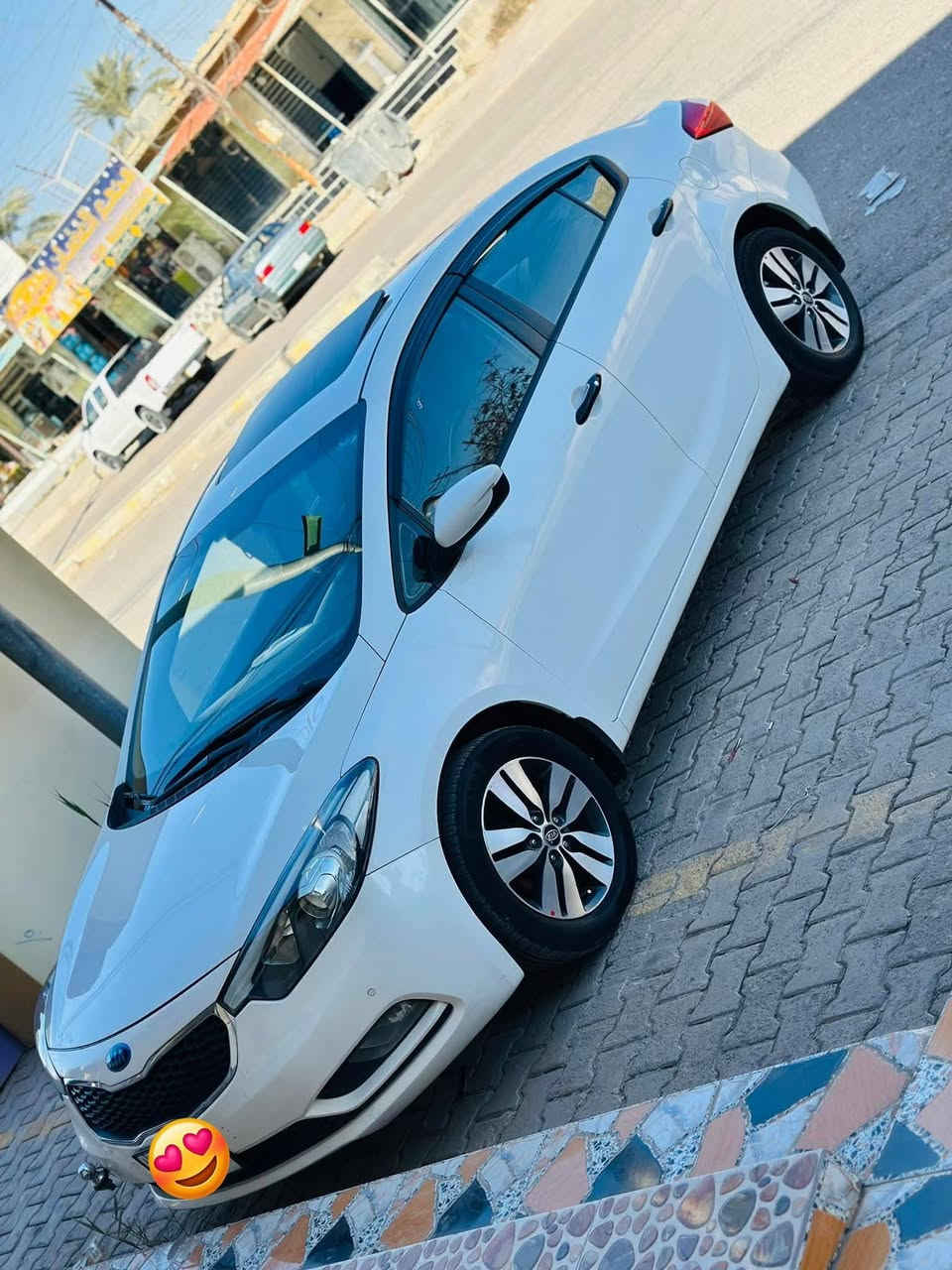 للبيع فقط "
كيا سيراتو 2014 خليجي 
ماشيه 186 الف km
قطعتين بنيد وجاملغ ايمن فقط
سلايت روڤ / شاشه وكامره خلفيه  
تحكم ستيرن / مثبت سرعه
رقم نينوى  دولي بسمي تحويل ثاني يوم 
 سنويه جديده لغايه 2028
كير محرك صدر كله فول / تبريد ثلج
محرك 2000 دوش المرغوب
دوشمه جديده ارضيه جلد 
السياره جاهزه مابيهه نقص برغي 
السعر $ 117 وبيهه مجال قليل                             السانور  موجود بل منشور 
مكان السياره / الشرقاط اسديرة سفلئ
للأستفسار *********** ☎️
