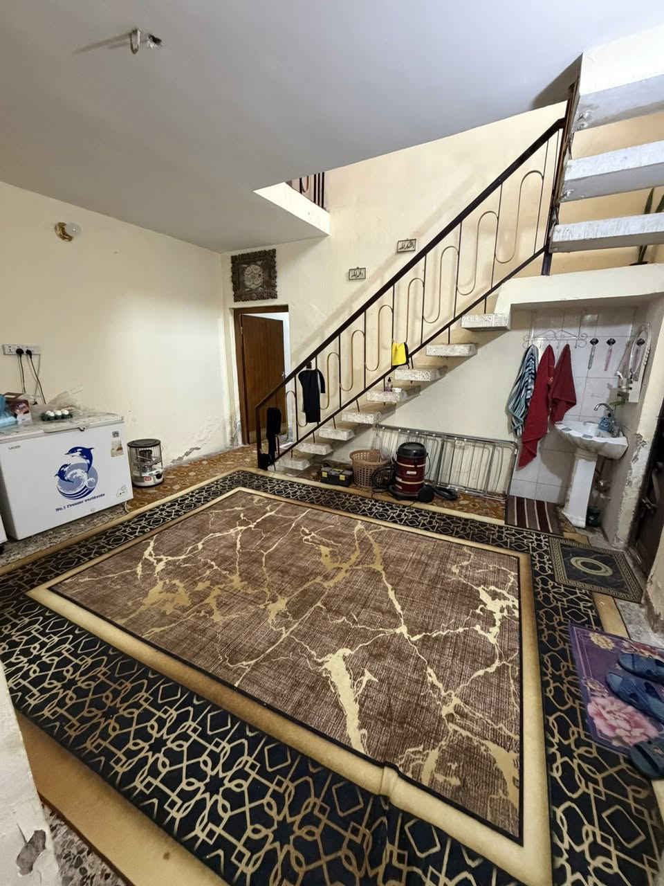 بيت للبيع مساحته١٢٦ بمنطقة الألف سعره٦٥ وبي مجال للتواصل***********
