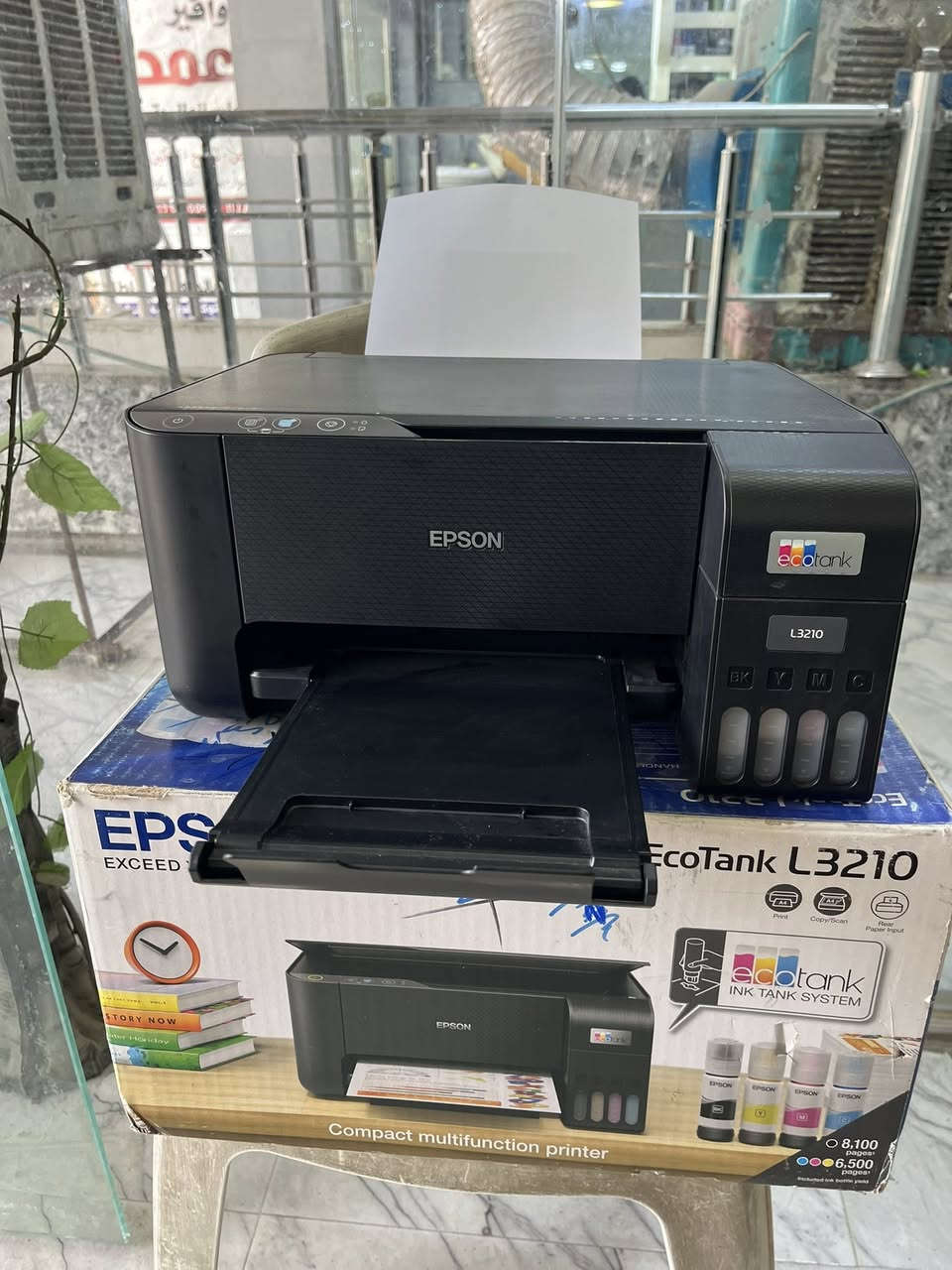 طابعه ايبسون موديل 3210 حقن خارجي اسكنر استنساخ ملون واسود وابيض الطابعه جديده لوك ساحبه 71ورقه بعدها جديده ملحقاتها كامله كيبل تشغيل وكتلوكات وقرص تعريفي الطابعه جديده كلش الطابعه سعرها 150 الف الشراي يتصل على الرقم    تحياتي ادمن ***********
