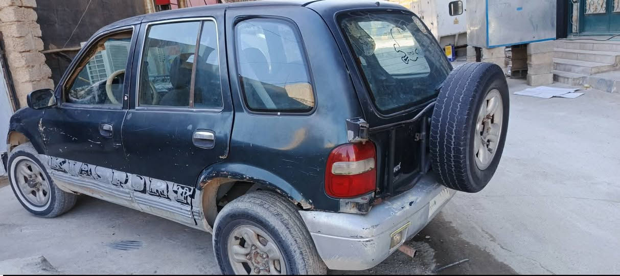 للبيع كيا اسبورتج موديل 94
رقم دولي مميز باسمي تحويل مباشر شوكت تحب
كير ومحرك نظيفات كلش صدر خلفي امامي جديد 
والكشر شوف العين وتعال افحص وقتنع وتوكل على الله ترهم مراوس او بيع 
ابيع نقد مابيع اقساط نقد نقد نقد فقط 
السعر المطلوب 28 ورقه وحياكم الله 
للاستفسار اتصل على هاذا الرقم صاحب السياره ماجاوب خاص *********** 
مكان السياره تكريت
