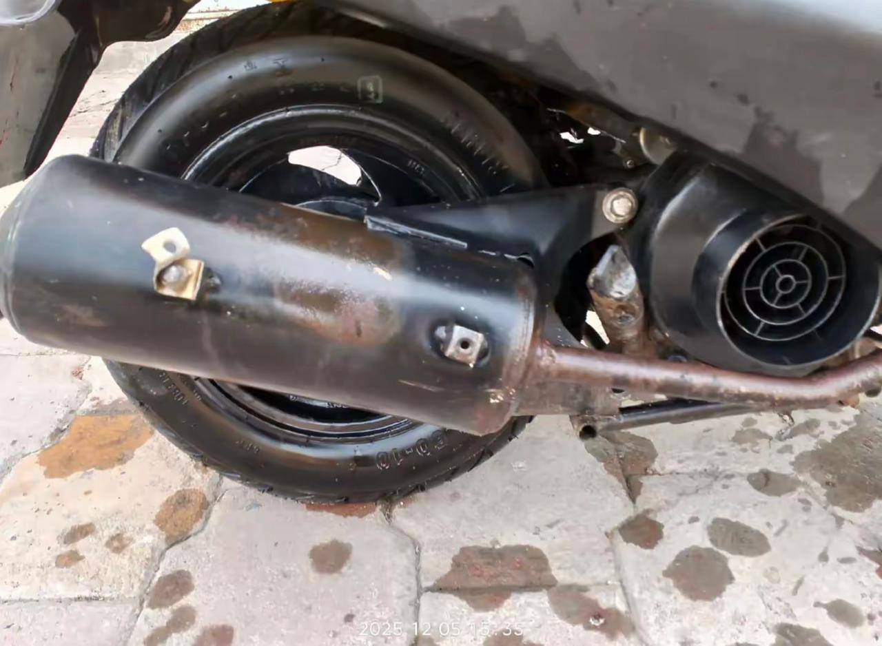 دراجة سبيسي للبيع مكفوله من الفتح 
والصور كدامكم السعر 400قفل مكلف بالنشر ما متواجد بالفيس.. ***********---***********
