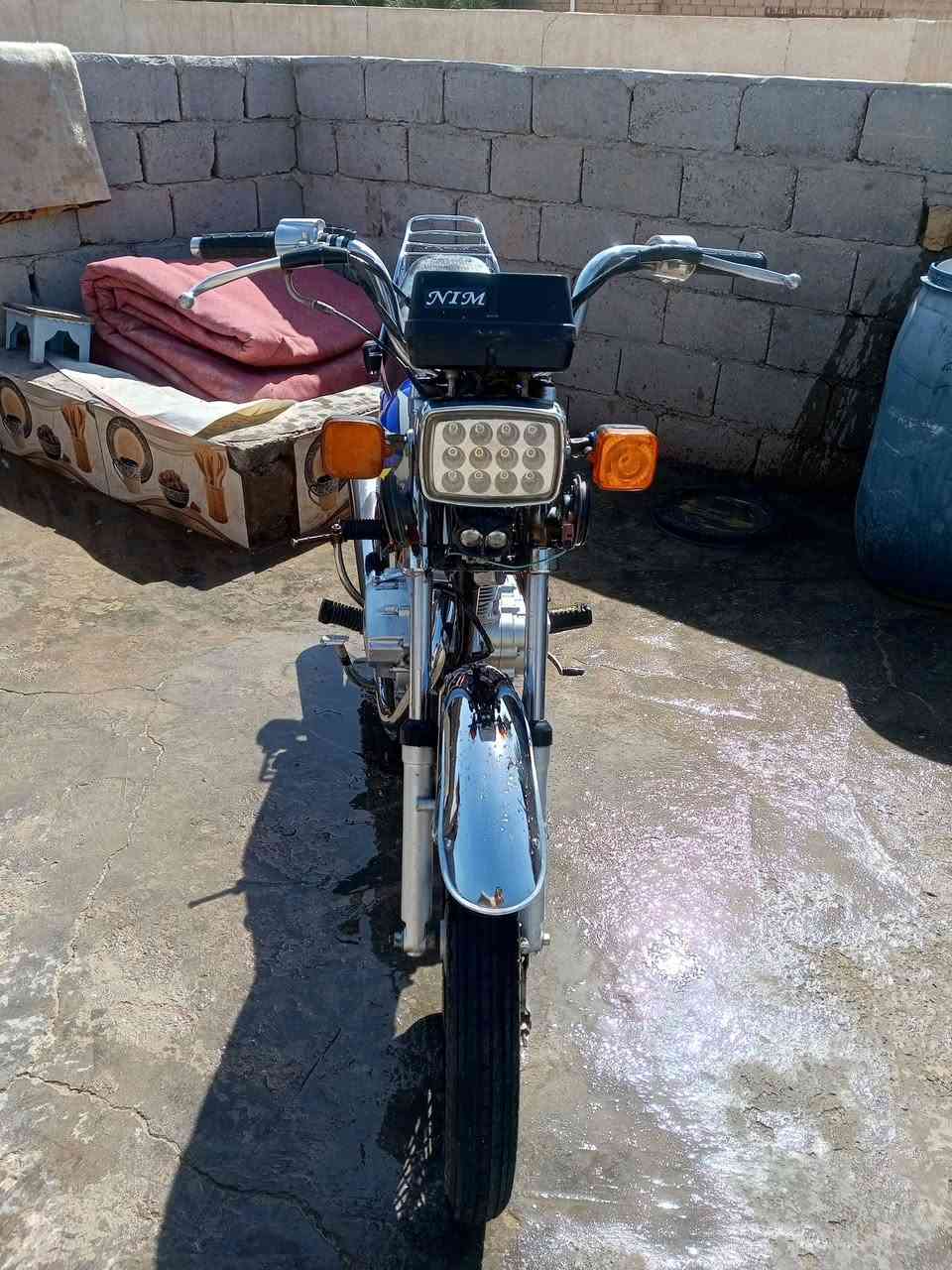 السلام عليكم دراجه نامه موديل 24مكينه23 غطاس اوراق مكينه ما مفتوحه للبيع السعر 550 وبيهه مجال للاستفسار اكثر اتصل علئ الرقم ***********مكان بابل /كفل
