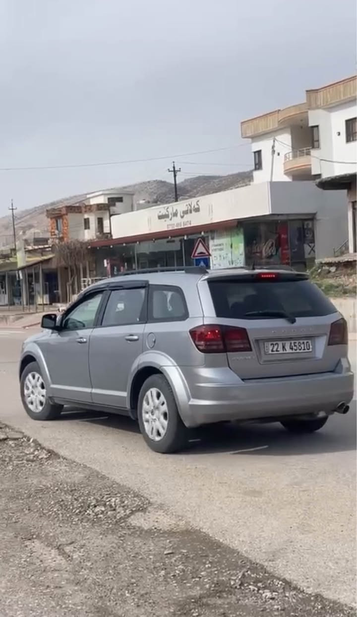 موديل ٢٠١٧ سئ قطعه سبغ ره قه م و سه نه وى گير و مه كينه ب شه رت *********** ره قه م اربيل دهوك, العراق
