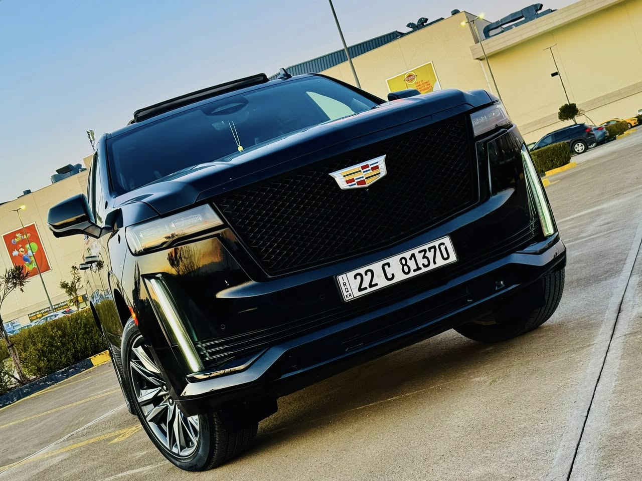 كديلاك سكاليد  2023 ( خـليـجـي )وكالة المنصور
المسافة المقطوعة 78 كم  

كفالة عامة من صبغ وتبديل 3 قطع مغلف ppf

1-حجم المحرك 8 سلندر 6200. 

2-سقف شامو 36 سماعة اسپريسو ناظور ليلي 

3-سقف بانوراما. 

4-زينون عالي ناصي آصل. 

5-جنطة كهرباء. 

6-بصمة ابواب وتشغيل عن بعد. 

7-خاصيه جعل المحرك 4 سلندر اقتصادي. 

8-كامرات ميحطيه 360 درجه. (٥)كامرات. 

9-اشاير مري.قابله للطيء. 

10-رادر جانبي مانع اجتياز+رادر امامي. 

11-سستم صوت متكامل. 

12-تدفئة+تبريد المقاعد. 

13-جكات جوبلس صعود ونزول. 

14-حساس امامي+خلفي. 

15-ويل مقاس 22 بلاك توب. 

16-دجات صعود جانبي كهرباء شفط.  

18-المقاعد الخلفي شفط كهرباء. 

19-كونترول تبريد خلفي منفصل. 

20-شاشات عرض خلفيه. 

21-فور ويل درايف. ٤*٤. 

22-مقود كهرباء. 

23-الكراسي كهرباء. 

24-خزن ميموري لكرسي السايق. 

25-اوتو ستوب. 

26-هاند بريك بصمه. 

27-تحديد مسار. 

28-داتو شو شاشه ليزري. 

29-تبريد مناخي. 

30-تحكم ستيرن جهتين.  

______________________________________

السعر 833 بيع او مراوس بسيارات شمالية فقط 

موبايل /***********
