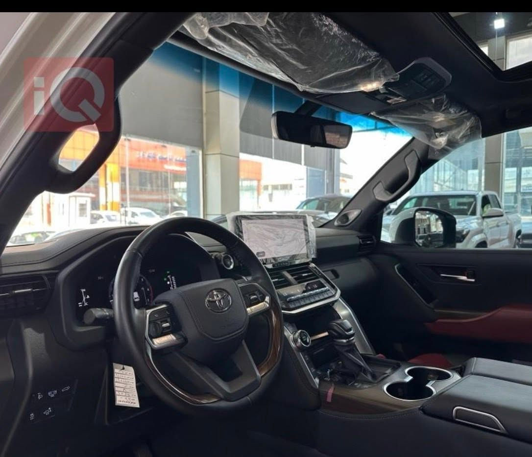 Toyota g-xR Twin-Turbo LMTED
داعل سور+ كامير٣٦٠ درجه +سئ شاشه سماعه و شاشه jbl
مودل 2025
بيدون صبغ
ريفه جون 18,000 km
رقم دهوك
كيتاب جام ره ش
سعر 81,000$مجال
رقم ***********
