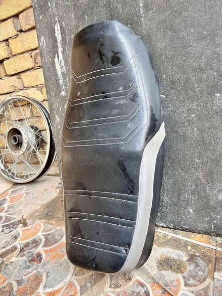 غراض نامه للبيع اصليات صدر نامه اصلي ابو الختم نضيف كلش جديد سعر 45 ويل امامي سعر 25 ولويل الخلفي 25 والكشن ب 15 مكان دوانيه حي الزهراء ***********
