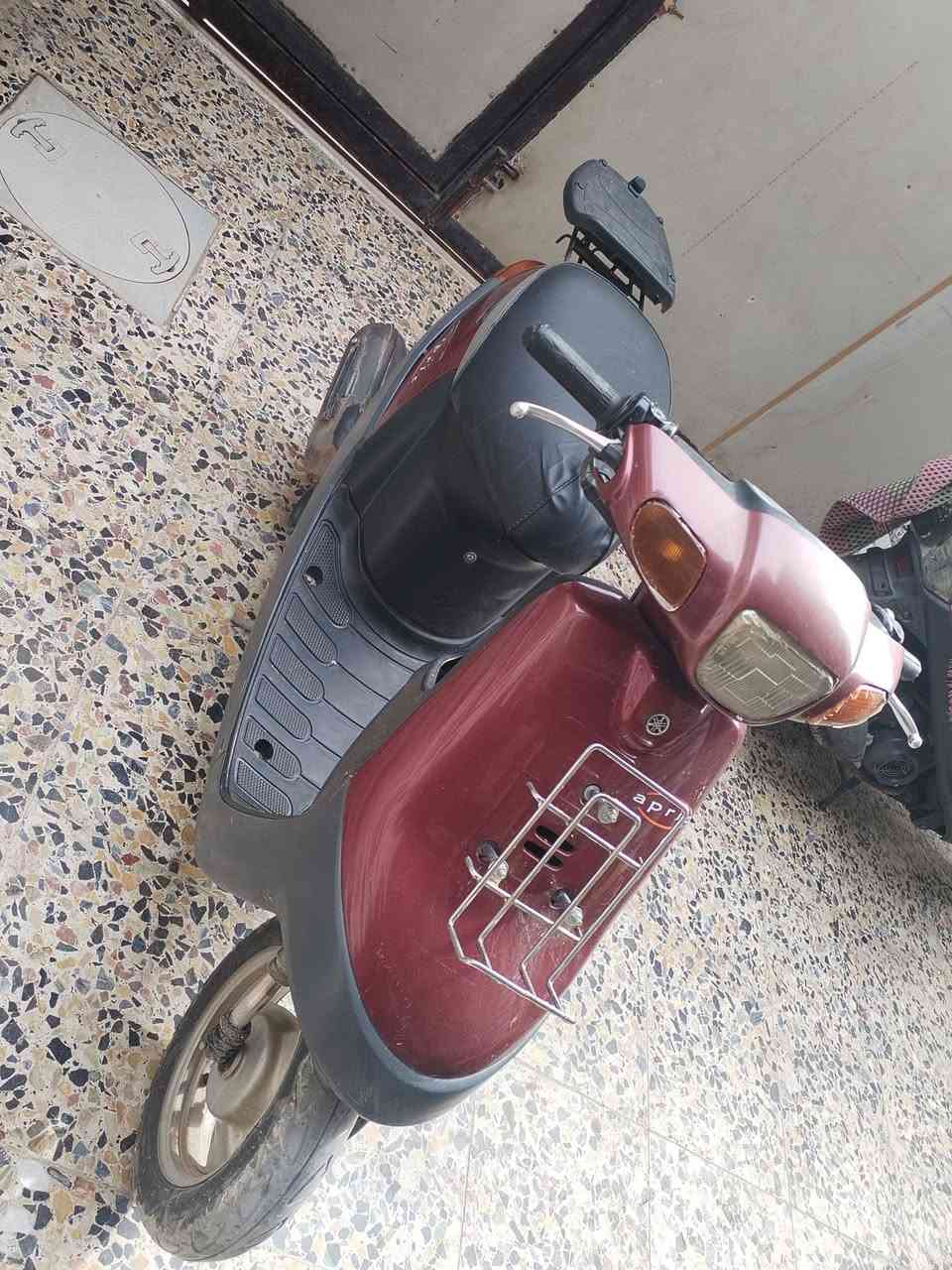 بطه الفين وتلاثه كهربائيات كله شغاله لا صوت كير ولا صوت أكسن سعر ٤٠٠وبي مجال قليل ***********
