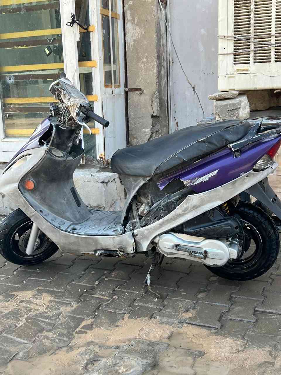 السلام عليكم دراجة للبيت كامكو جي ثري الدراجة مفتوحة عايزة تبديل ولفات رقم الموبايل *********** السعر 200وبيهة مجال مكاني نجف حي العسكري الرقم بي وتساب
