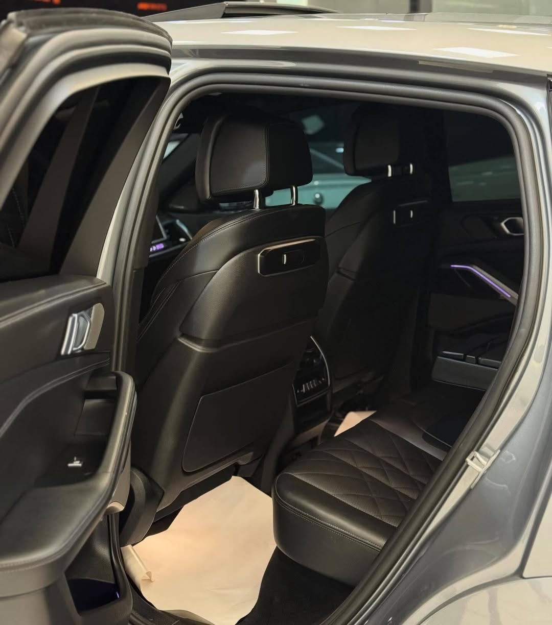 کوردی ـ عربـــــي 

BMW X6 M-PACKAGE 2025
Engine: V6 3.0L 🚀
ژمارە کاتی 
40 هزار مایل روشتووە 
کلین تایتل // تەنها یەک پارجە کلێر 💎 
بێ دەعــــم 
وارد ئەمریکی 🇺🇸 
M-PACKAGE // X-DRIVE40i📦 
💰نرخی 598 وەرقە💰
📍شوێن هەولێر 
~~~~~~~~~~
0751-2004-377
0772-818-6453
~~~~~~~~~~
BMW X6 M-PACKAGE 2025
Engine: V6 3.0L 🚀 
رقم کاتي 
ماشي 40 الف
کلین تایتل// بیها 1 جملغ کلیر💎
بدون حـــادث 
وارد امریکي 🇺🇸 
M-PACKAGE // X-DRIVE40i 📦 
💰سعر 598 ورقة💰
📍مکان سیارة اربیل أربيل, العراق
