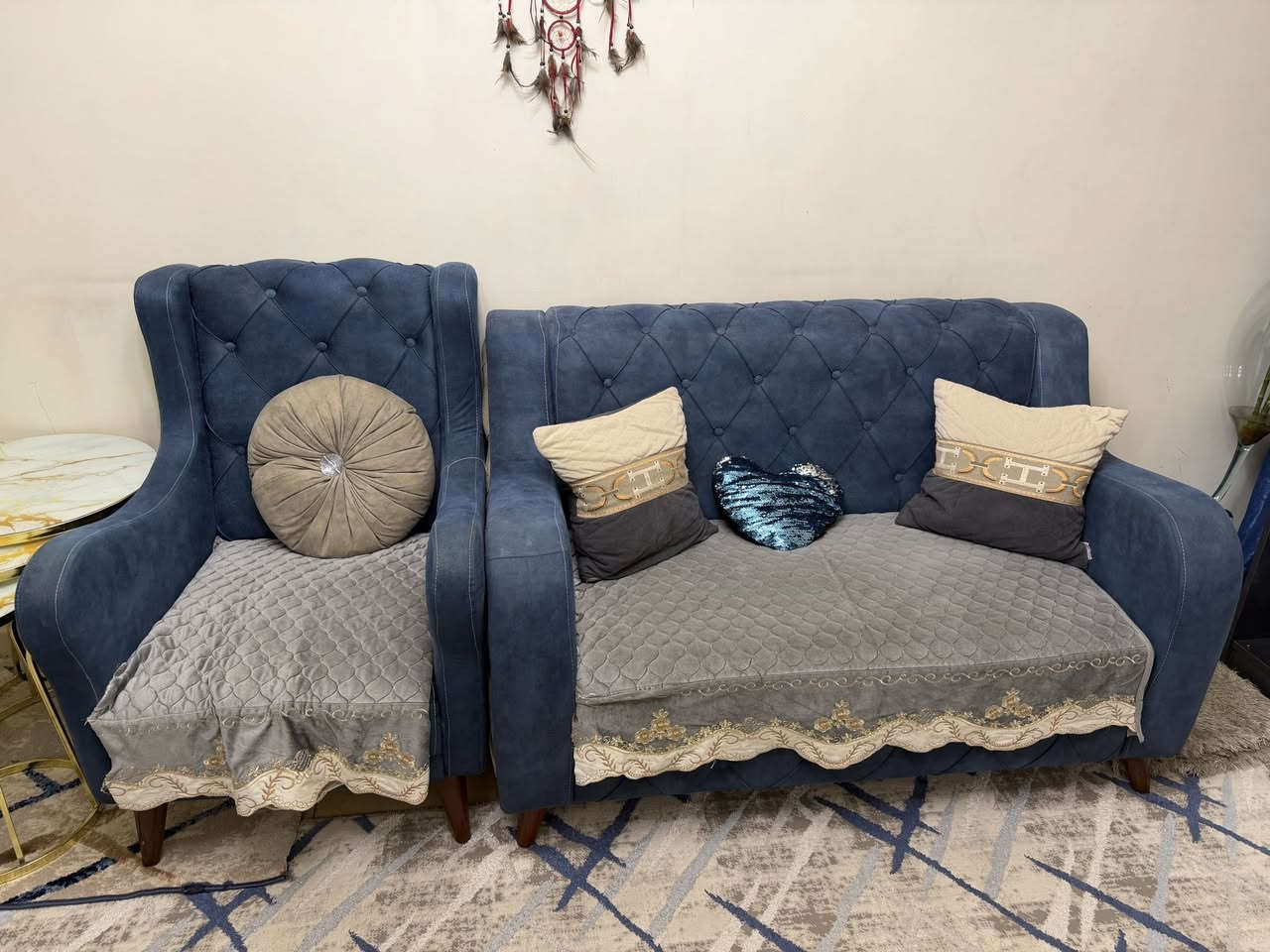 مرحباً..عندي تخم تركي نضيف جداً هوا وبرداته وكوشاته و3مفارش تخم كل واحد موديل يختلف وتيبلام وميز البلازما وطبلات سعر 550


**إذا كنت صاحب هذا الإعلان وتريد حذفه لأي سبب، رجاءا أرسل رسالة إلى الدعم الفني**