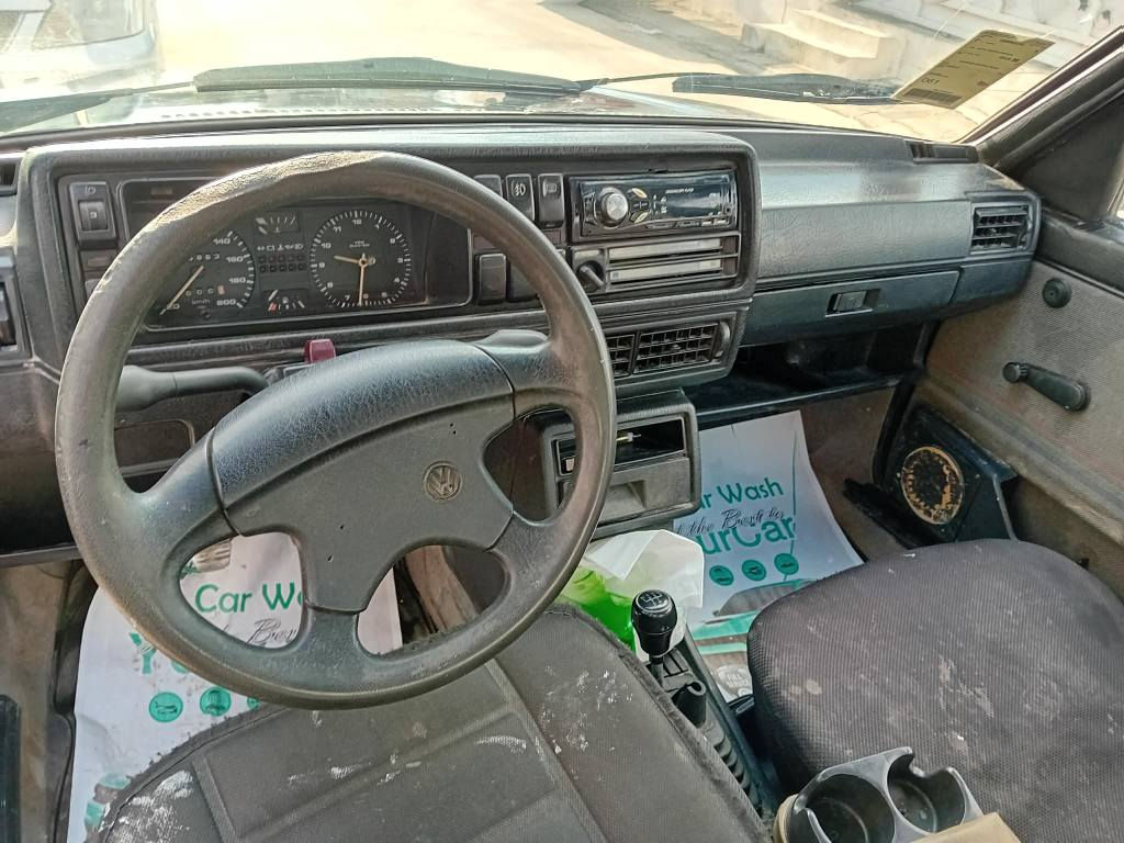 جيتا موديل ١٩٩١
مكينة بلاد ٥كير
كابريتة بلاد
سبوغ جمالية 
٤تايرات جديد 
مابي اى نواقص
سنوية جديد
صاحب سنوية موجود
كهربائية كل شغل قفل مركزى
***********
***********
سعر ٣٣ ومجال كركوك, العراق
