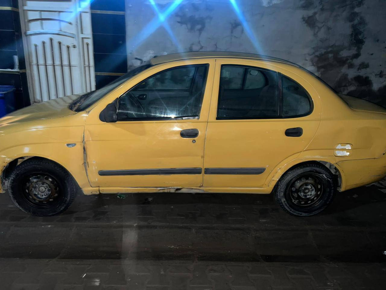 سلام عليكم سياره طيبه مديل 16 السياره مفتوحه مكينه مجفت وكير او مكينه خير من الله السياره بس كشره تعبان وهيه كدامكم العلوان بغداد الشعله ول سعر 31 وبيه مجال بصيط ارقم ‏‪***********‬‏
