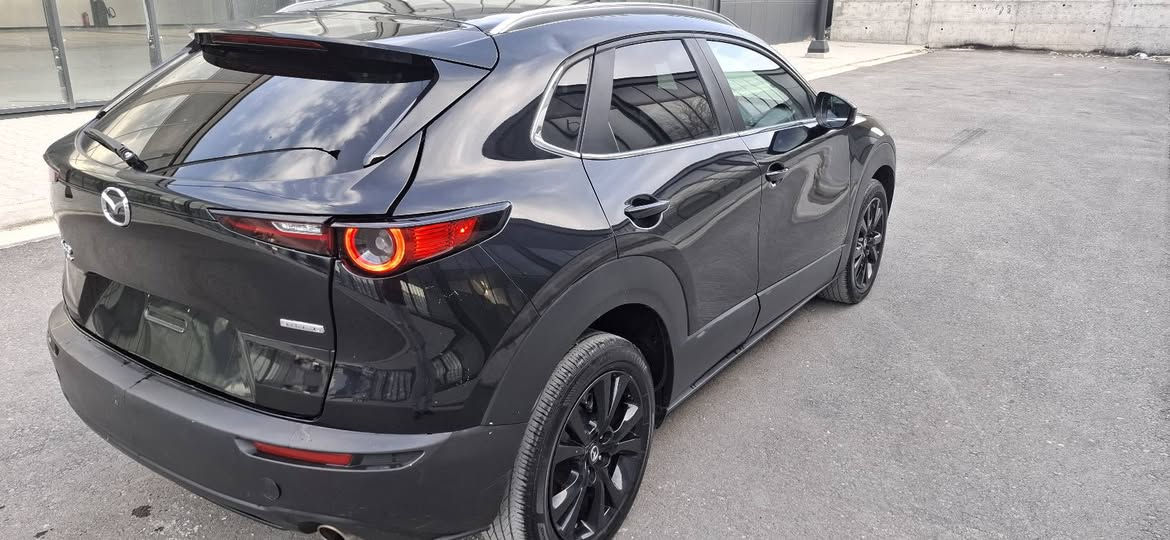 Mazda cx30 2024
مواسەفاتی سلێکتە
بۆنیت و چەمەلەخ و دەرگا بۆیاخە سە قفەکەشی لەسەر قوپاوی بۆیاخ کراوە
بەشەرتی ڕەقەم 
٢٢ هەزار مایل رۆشتووە
سعری یەک دەفتەر قفلیەتی 
*********** السليمانية, العراق
