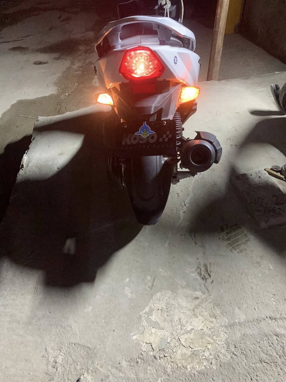 السلام عليكم دراجه البيع جي تي ار نضيفه تخبل كفرات اصليه تاي وان مستعجل على بيعتها سعر 650  بيها مجال قليل مدين صدر رقم ***********
