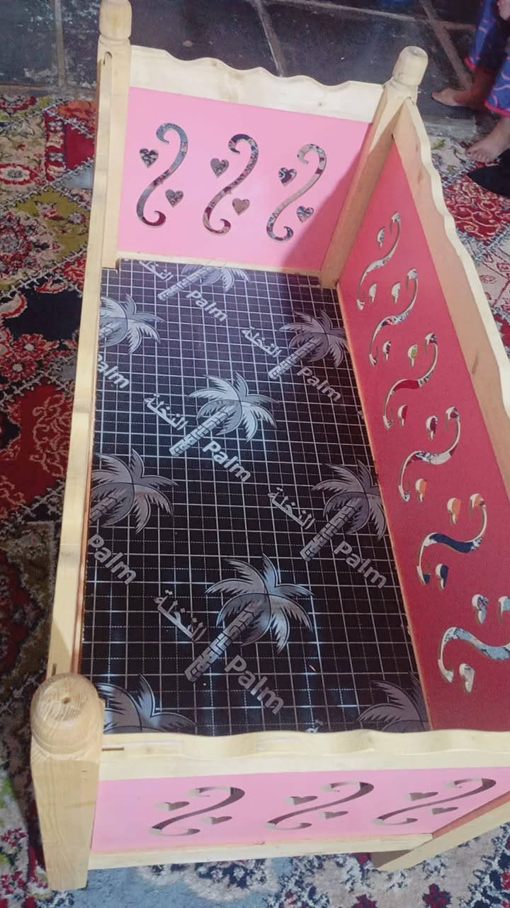 سلام عليكم جرباية مال طفل جديده غير مستعملة مع دوشك جديد سعرها 45الف للاتصال ***********
