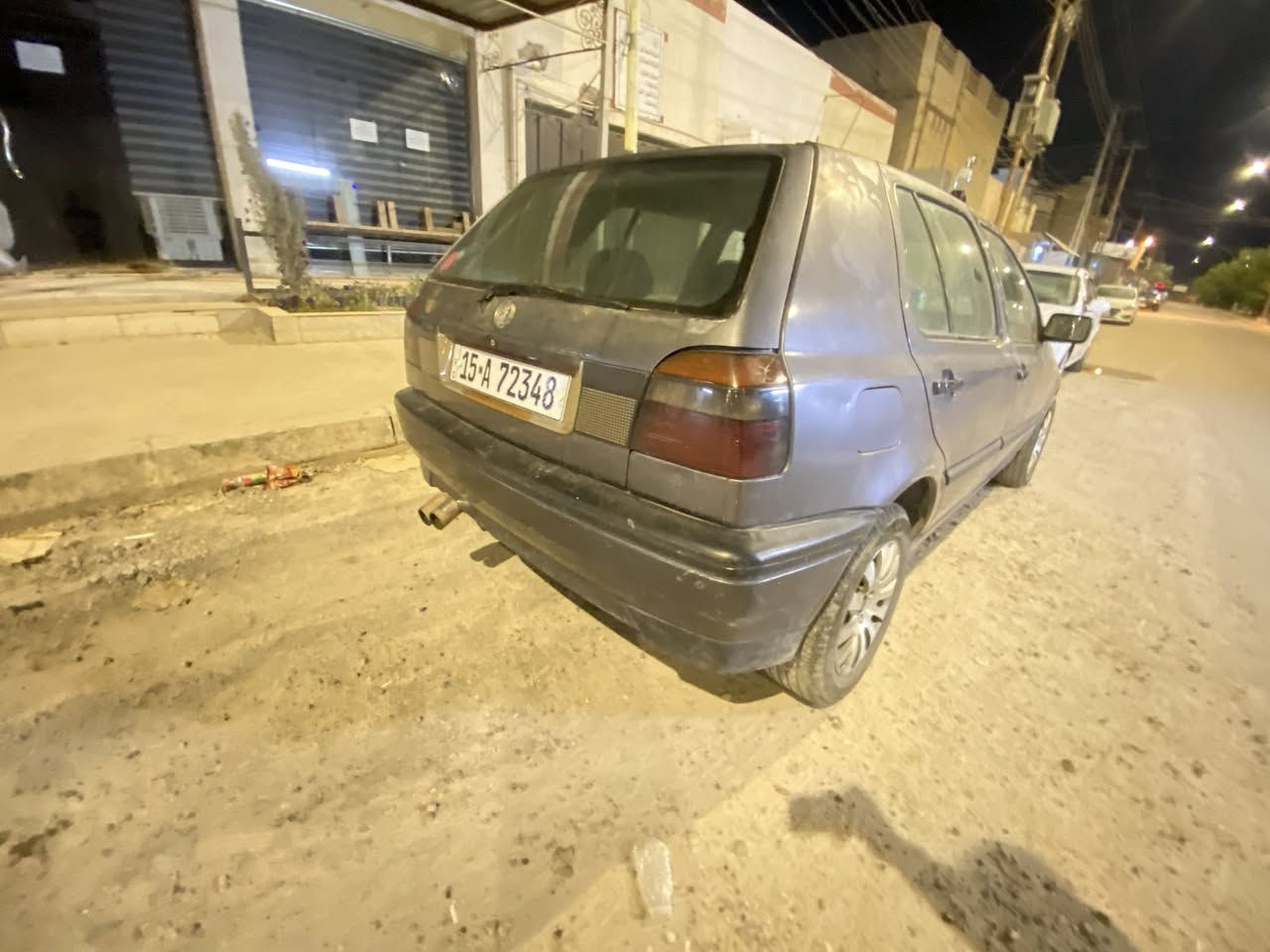 سلام عليكم كولف  موديل ١٩٩٢ سنوية جديدة رقم جديد محرك خير من الله كير خير من الله تبريد شغال بس ناقص غاز  وفيوز كهربائية شغالة كلهن انارة عالي وناصي اشارة يمنة ويسر دبل اشارة رقم انبار مكاني فلوجة 
ويل جديد سنتر لوك شغال ريموت تقفيل وفتح سعرة ٣٢ رقمي ***********
