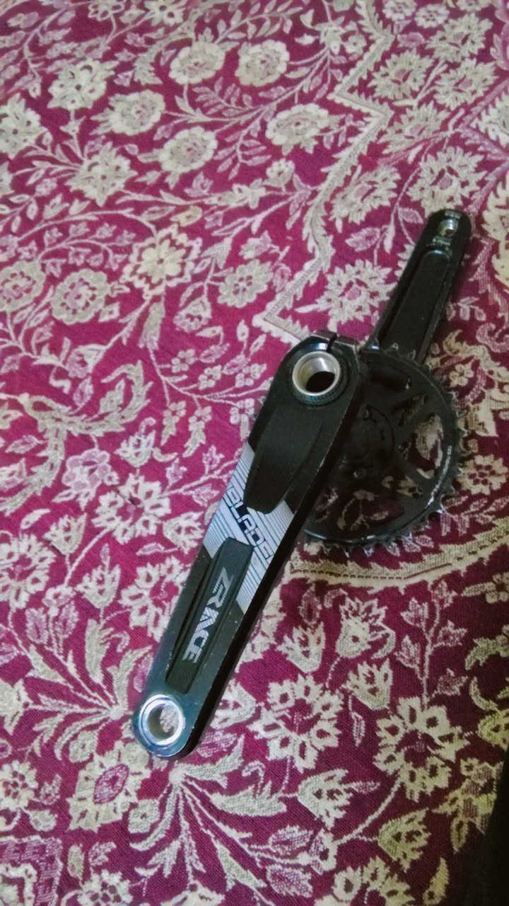 سلام عليكم
براكيت نوع 
ZRNCE
للبيع السعر 20
المكان بلديات 
التواصل خاص


**إذا كنت صاحب هذا الإعلان وتريد حذفه لأي سبب، رجاءا أرسل رسالة إلى الدعم الفني**